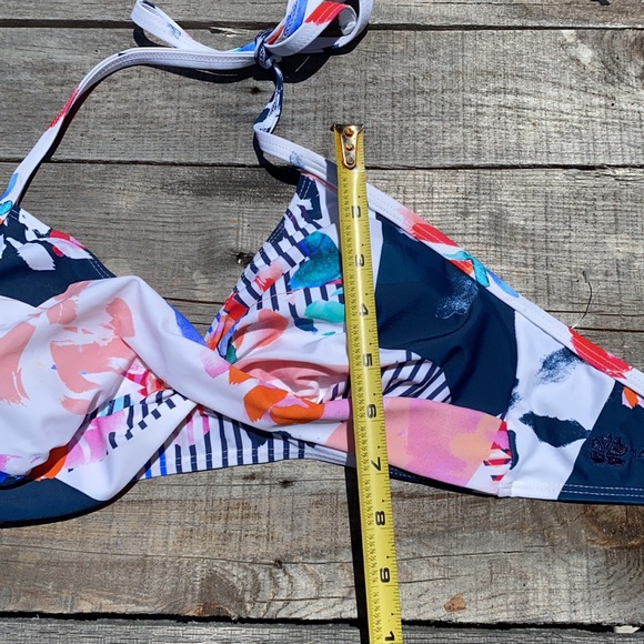 Hapari Swim Euc Hapari Nautabloom Twist Bikini Top In Blue White